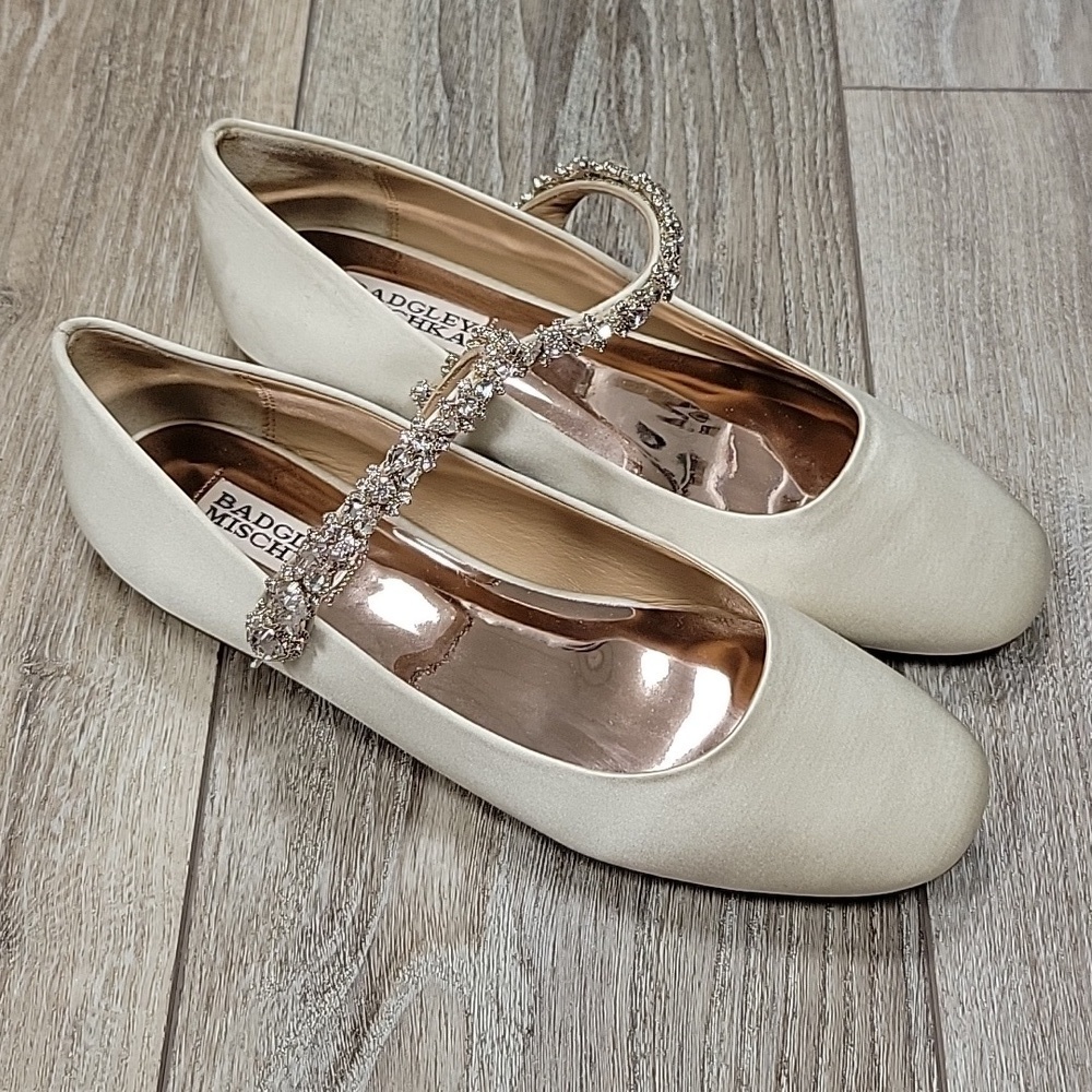 Badgley Mischka Size 6 1/2 Ivory Tevin Satin Bejeweled Mary Jane Flat